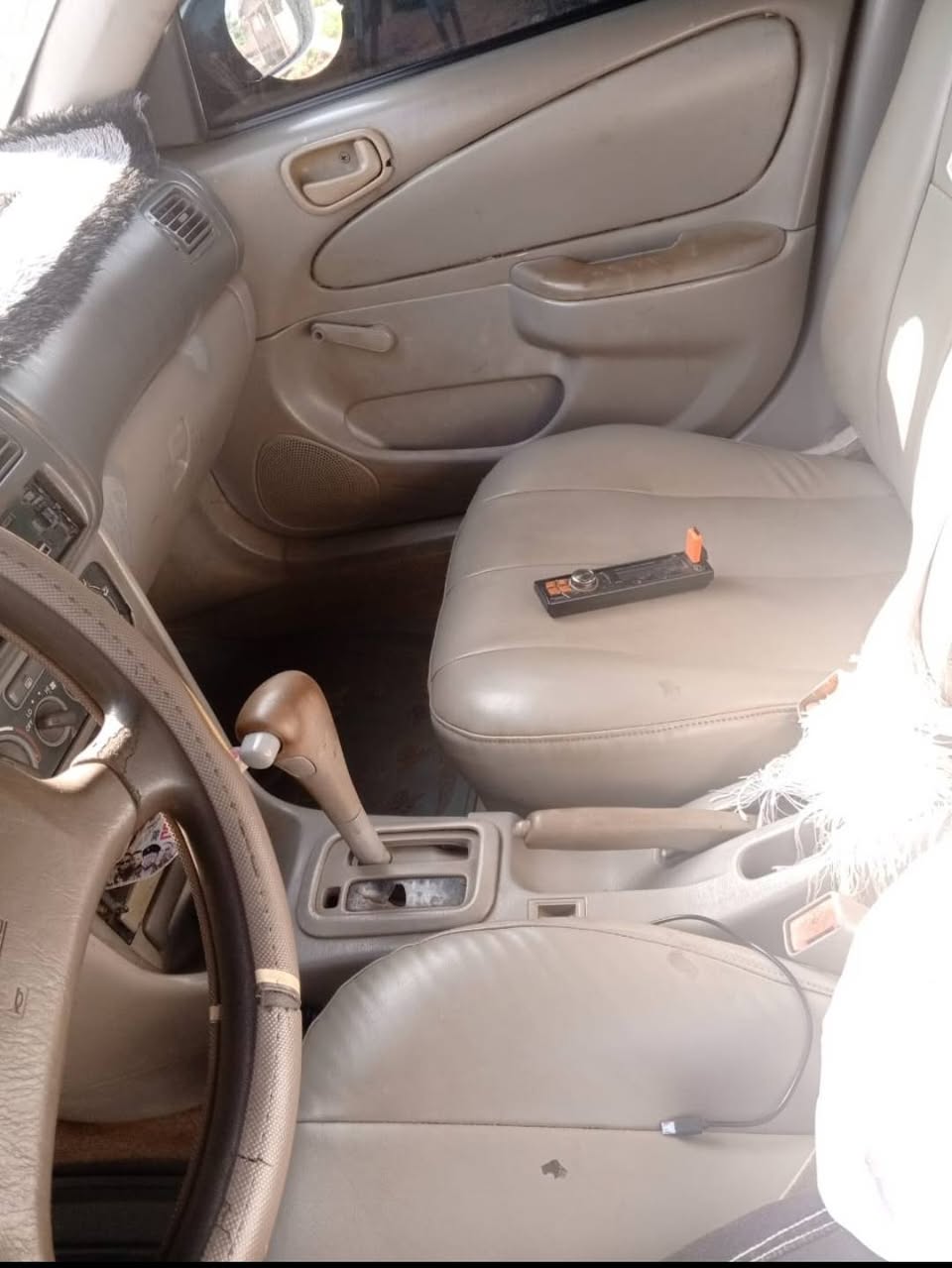 A picture of Toyota Corolla 2002