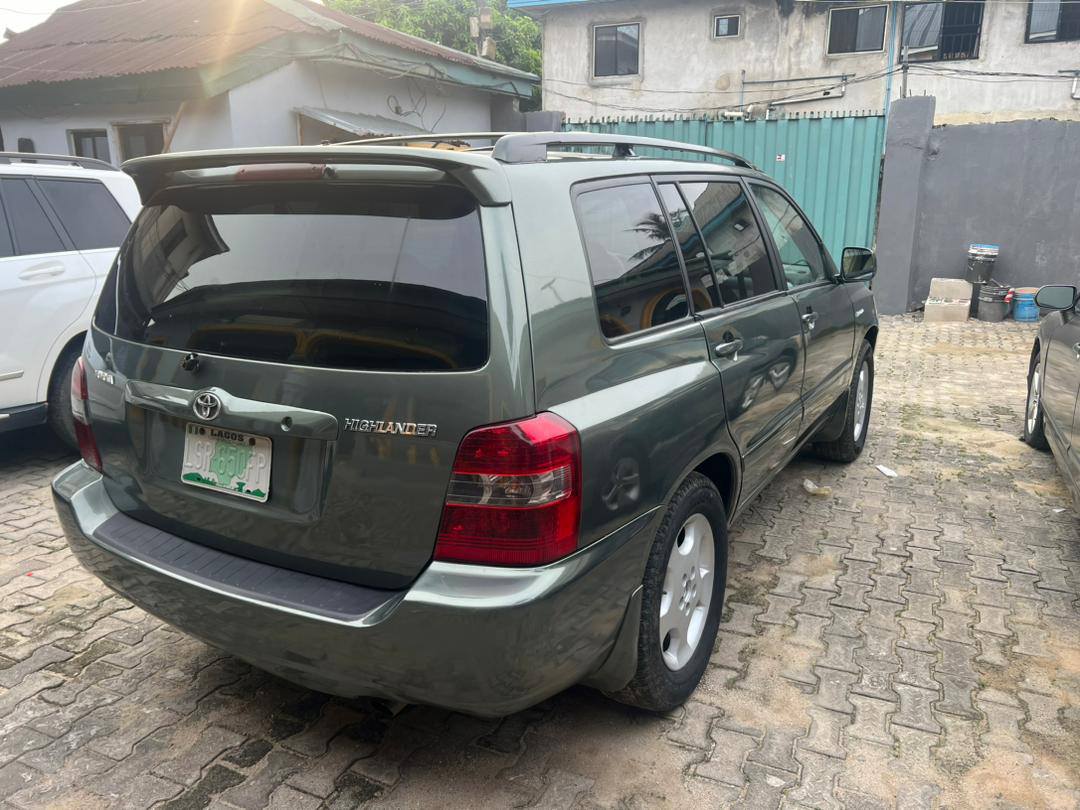 A picture of Highlander 06 for sale