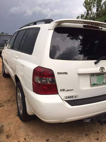 A picture of Neatly Used Toyota Highlander 2007 Model Limited Edition Three row