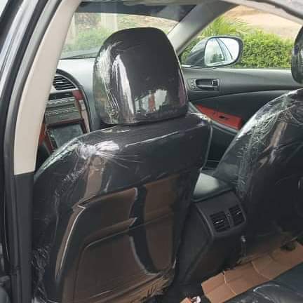 A picture of Lexus Es 350 Nija used Just landing now now from