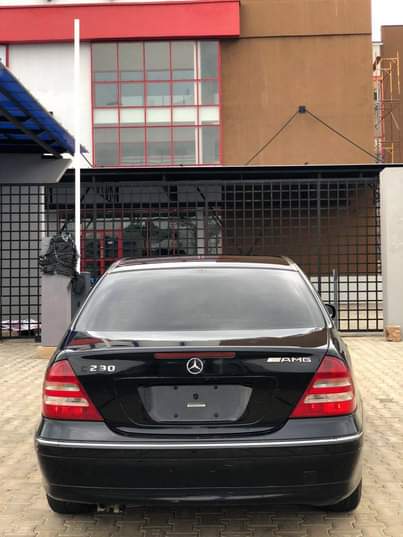 A picture of DISTRESS SALE SARI SARI SARI SARI SUPER CLEAN USED MERCEDES