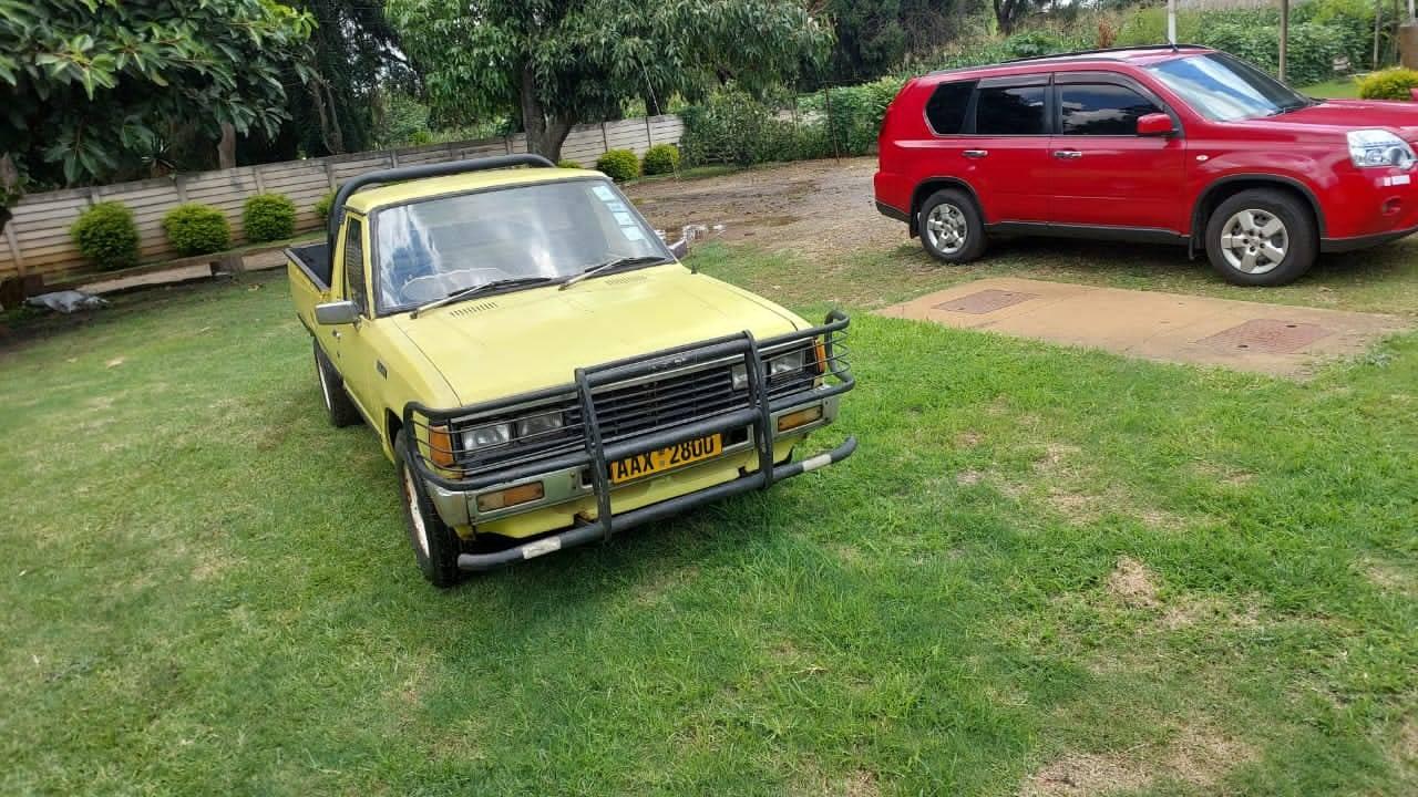 nissan vanette