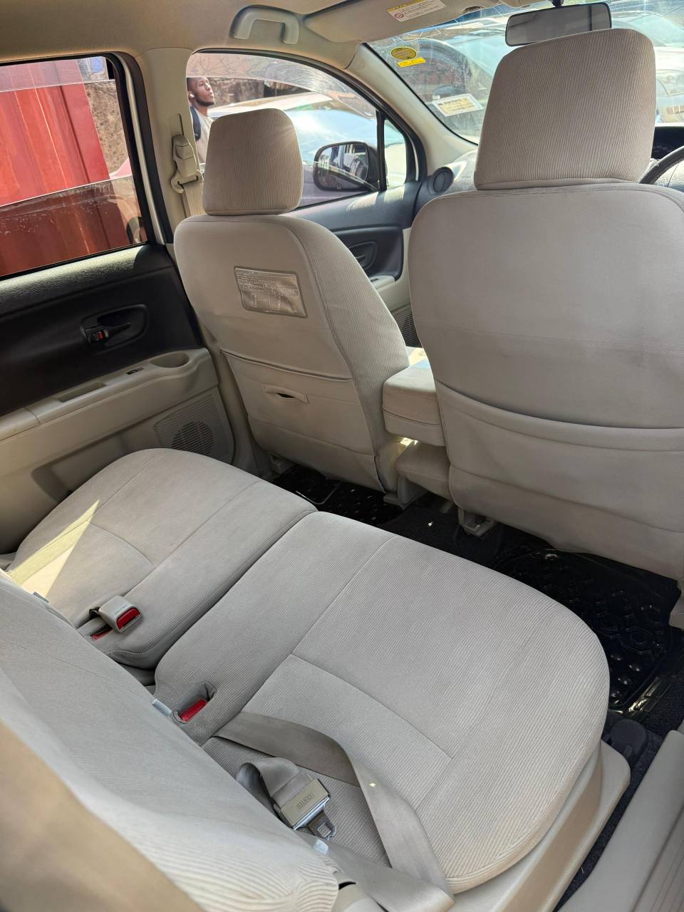 A picture of PASSO SETTLE 7 Seater Fuel saving Cream Clean interior 0775317314