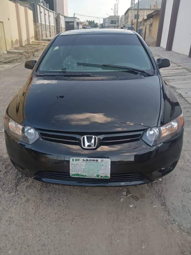 A picture of Distress sales Honda Civic 2008 coupee edition Automatic transmission with