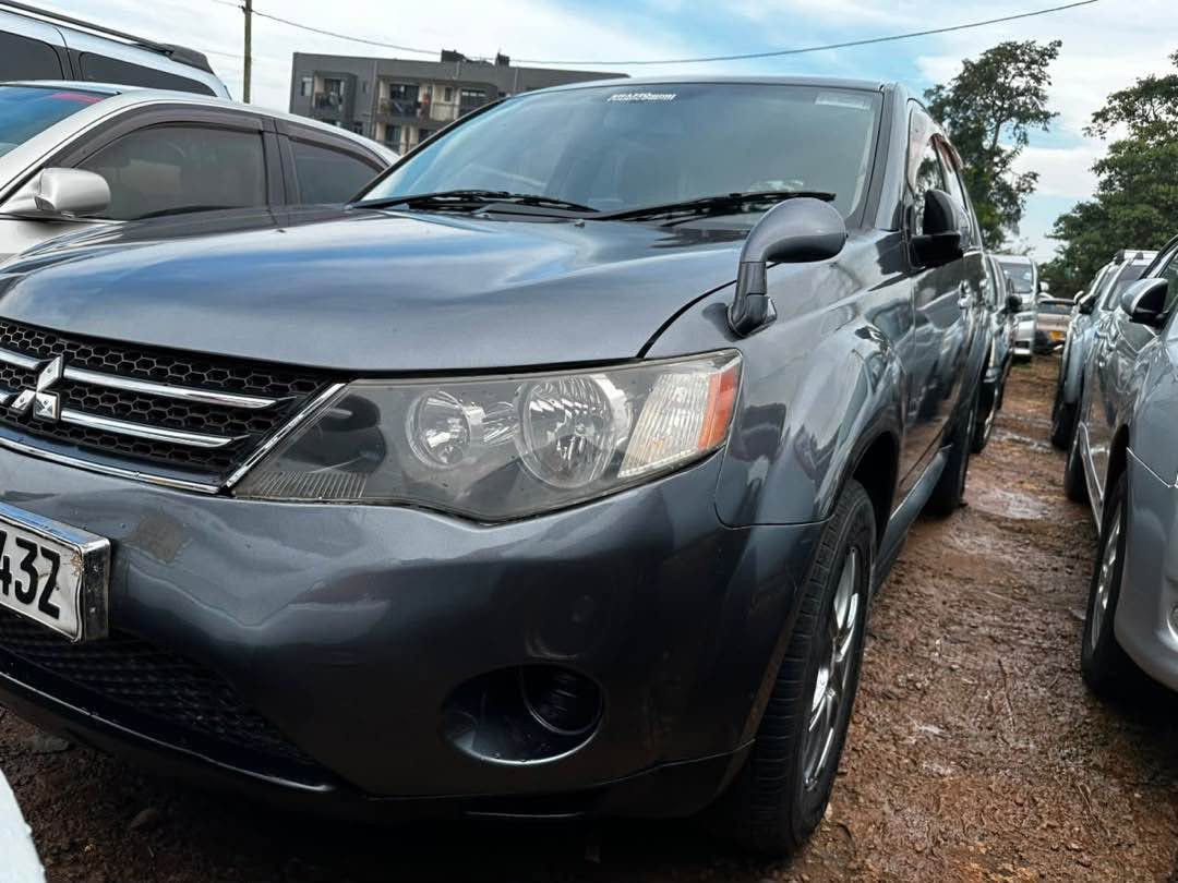 mitsubishi outlander