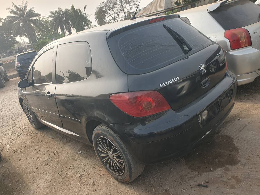 A picture of Automatic Peugeot 307 Coupe working perfectly with sound engine and