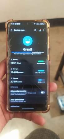 A picture of Samsung s20 5G