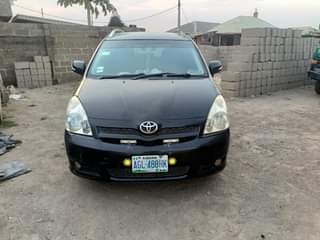 A picture of Toyota Corolla verso
