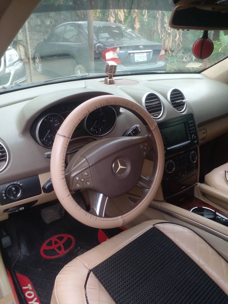 A picture of Distress sales Mercedes Benz ML350