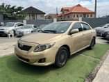 A picture of 2016 Toyota Camry 2000