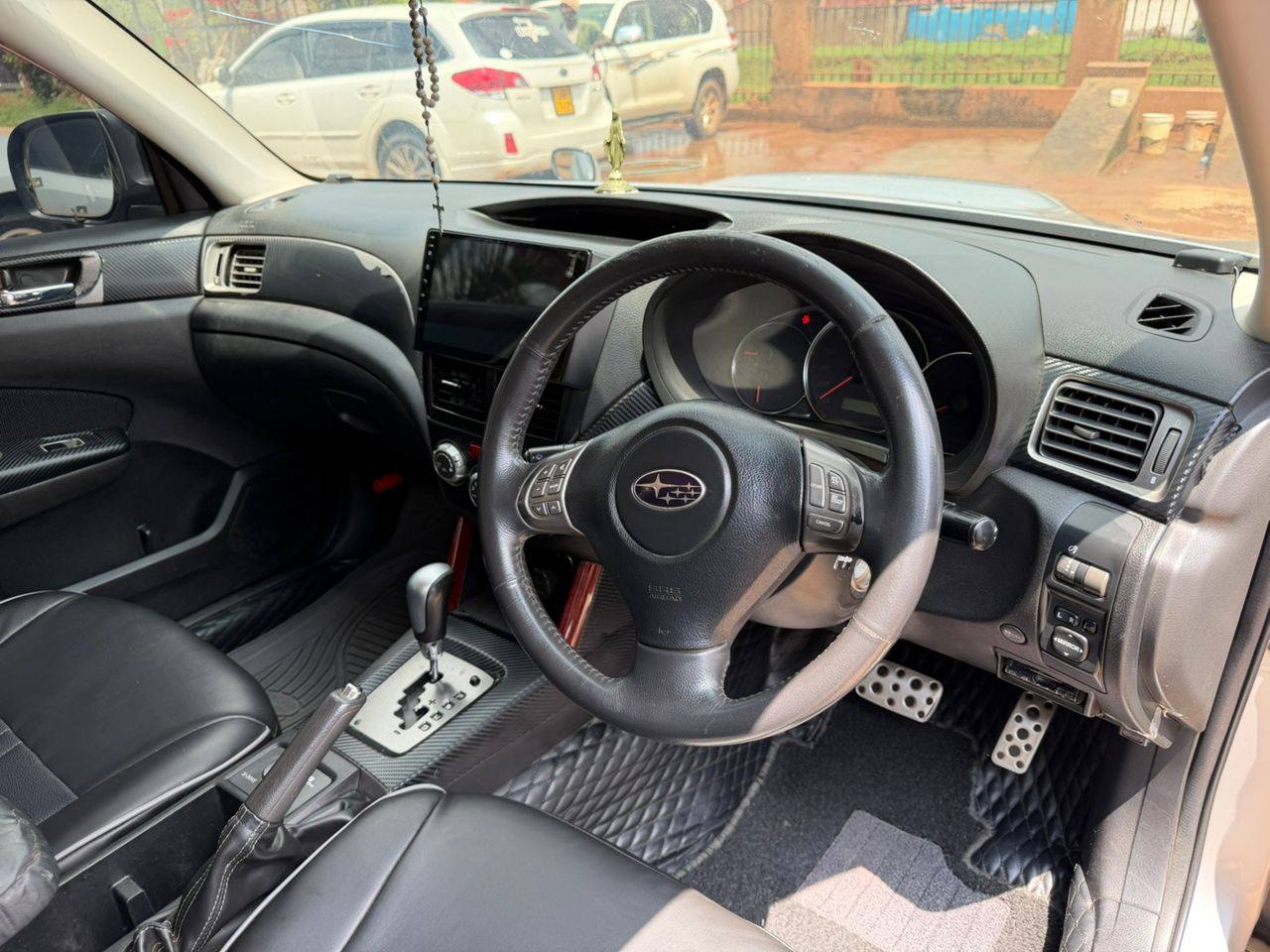 A picture of Subaru xt