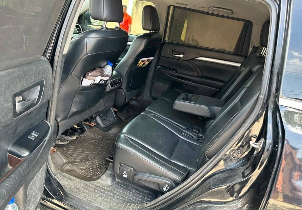 A picture of Toyota Highlander 2016 Black