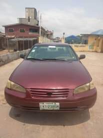 A picture of Camry Tinylight first body car still looks like standard toks