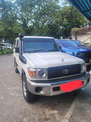 toyota land cruiser