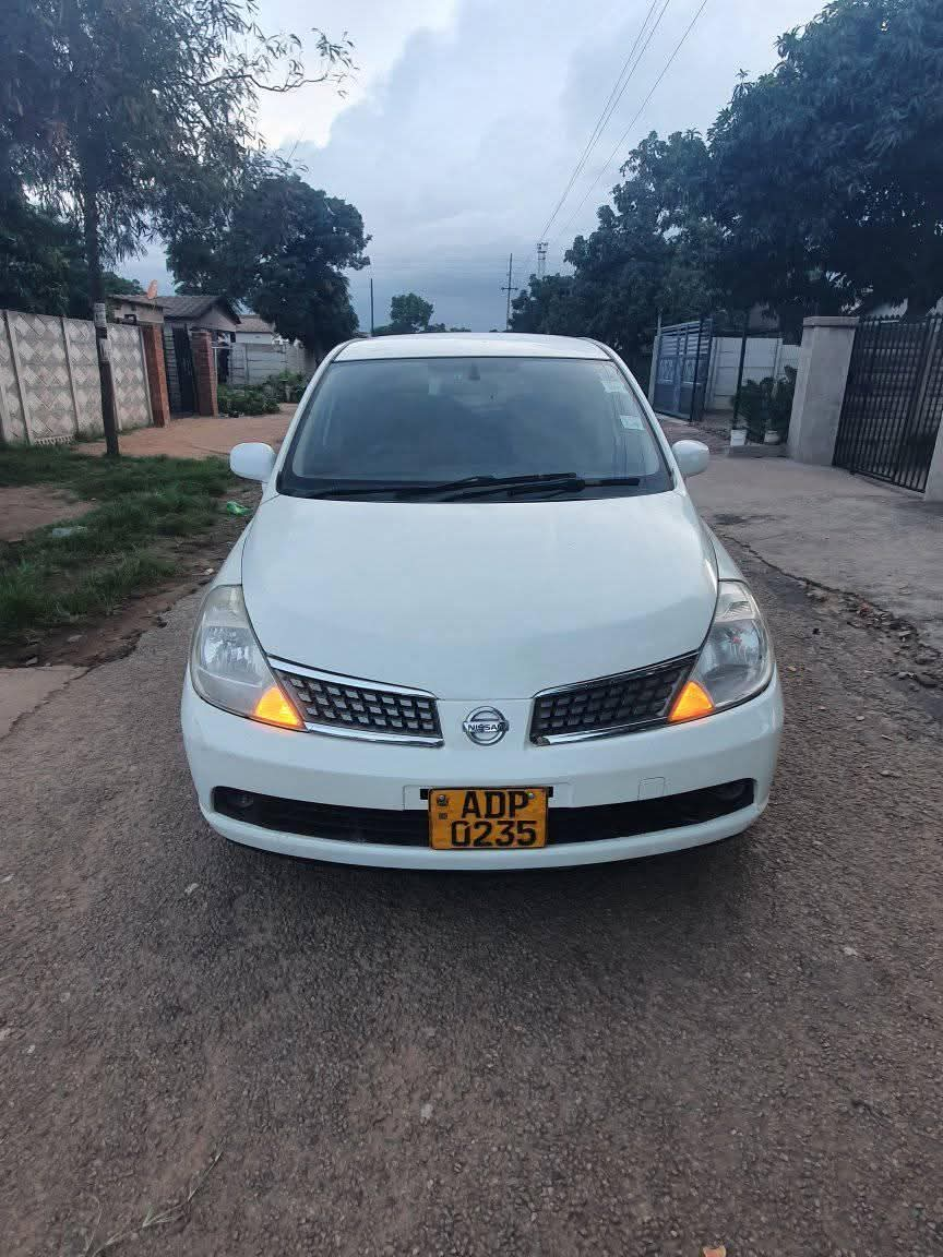 used nissan tiida