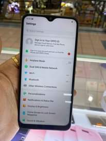 A picture of Oppo A7 faulty back camera