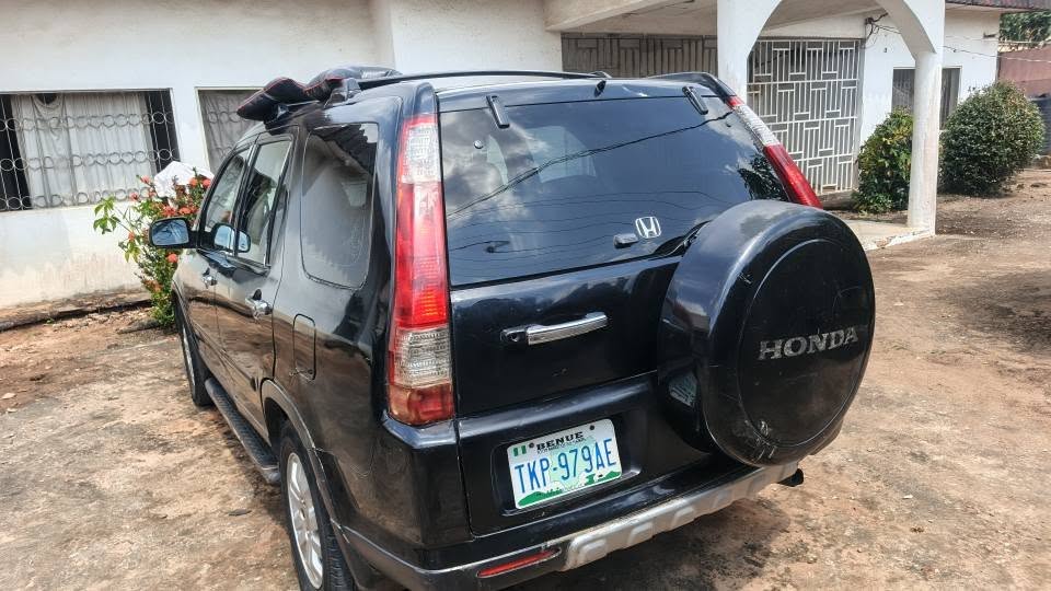 A picture of Honda CR V