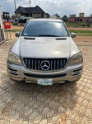 A picture of Brand Mercedes Model Benz ML 350 Year 2008 Price 5