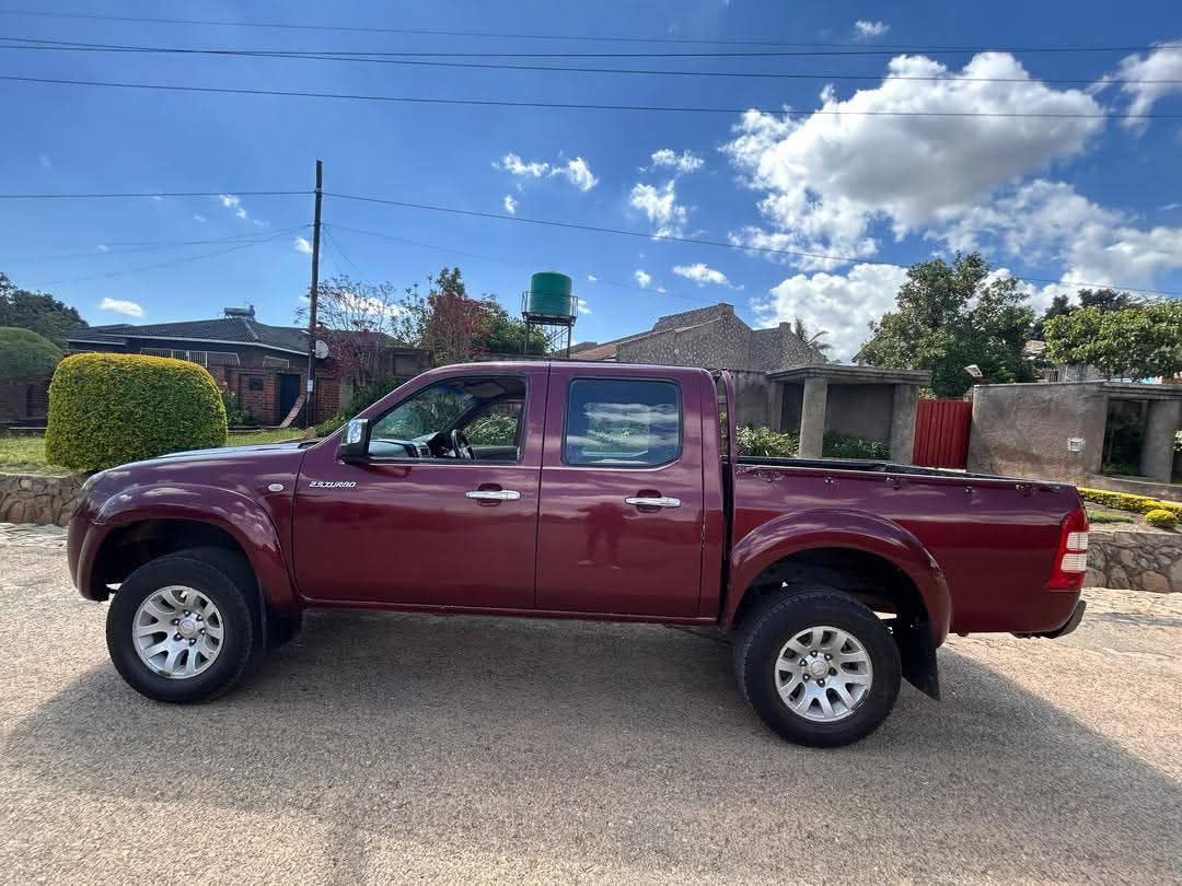classifieds/cars mazda