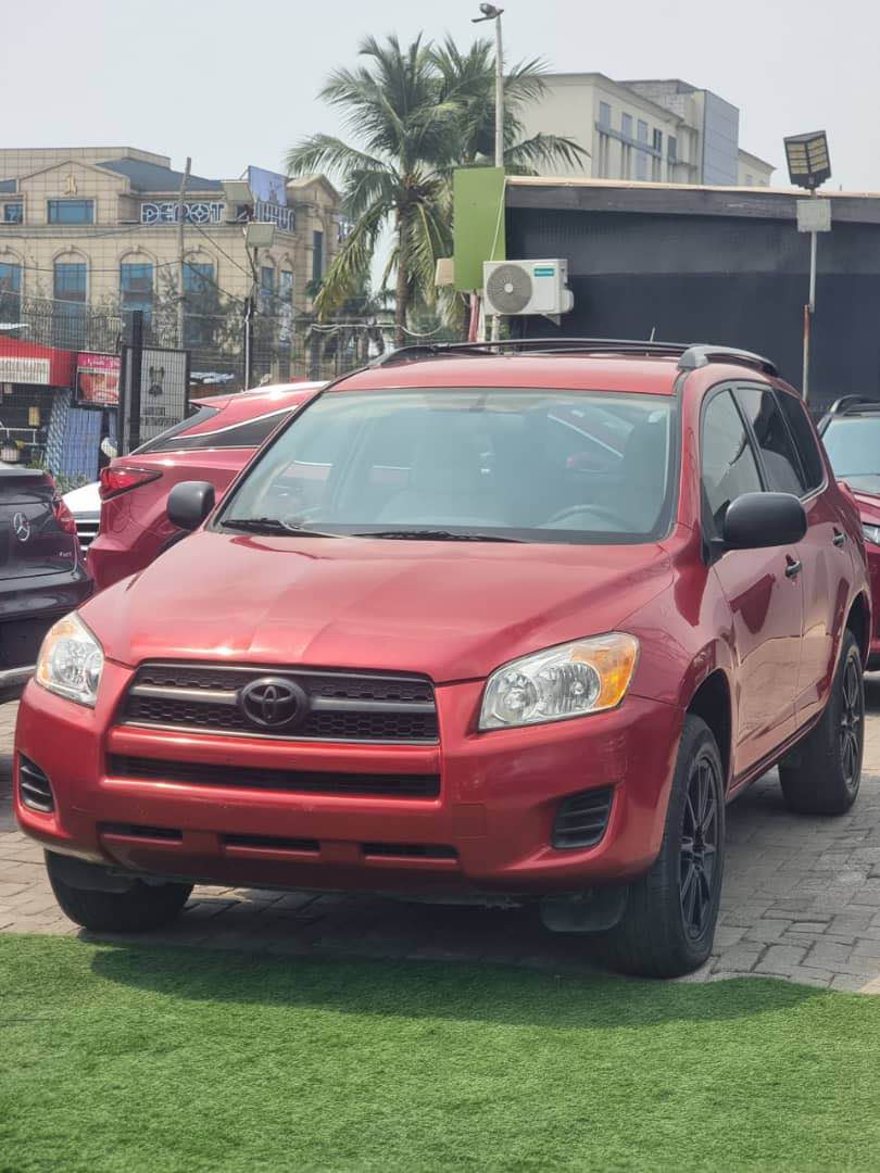 A picture of Distress sale 12 5mm 2011 Rav 4