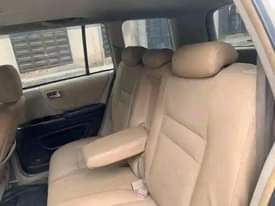 A picture of 06 highlander for sale