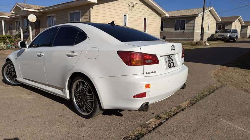 lexus