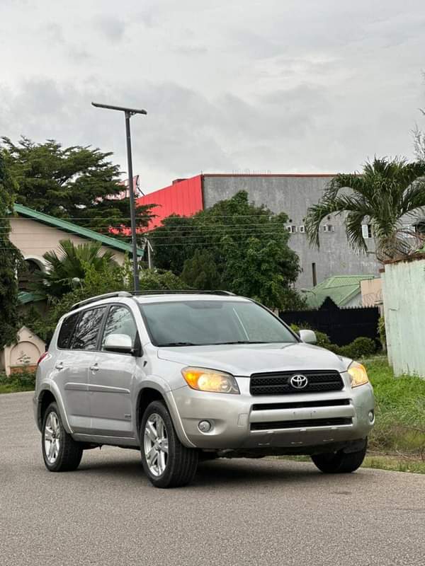A picture of Extremely clean unregistered 2008 Rav4 With Sounds engine Unscrew engine