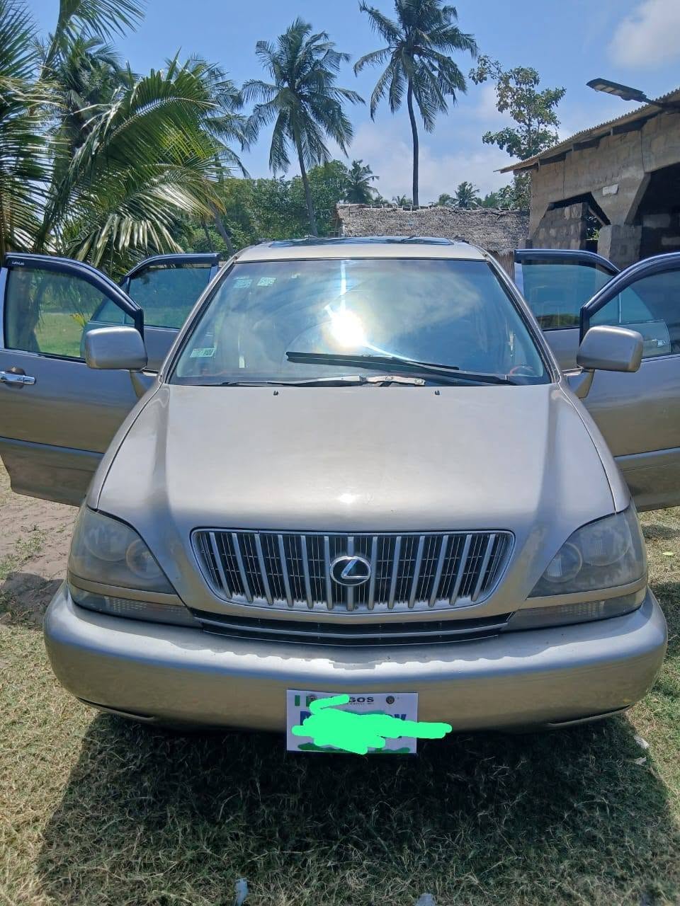 A picture of Lexus Rx 300 Call or text if you re interested