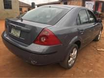 A picture of 2005 FORD MONDEO