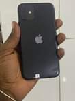 A picture of iPhone 11 128gb