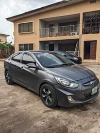 A picture of Hyundai accent 2010