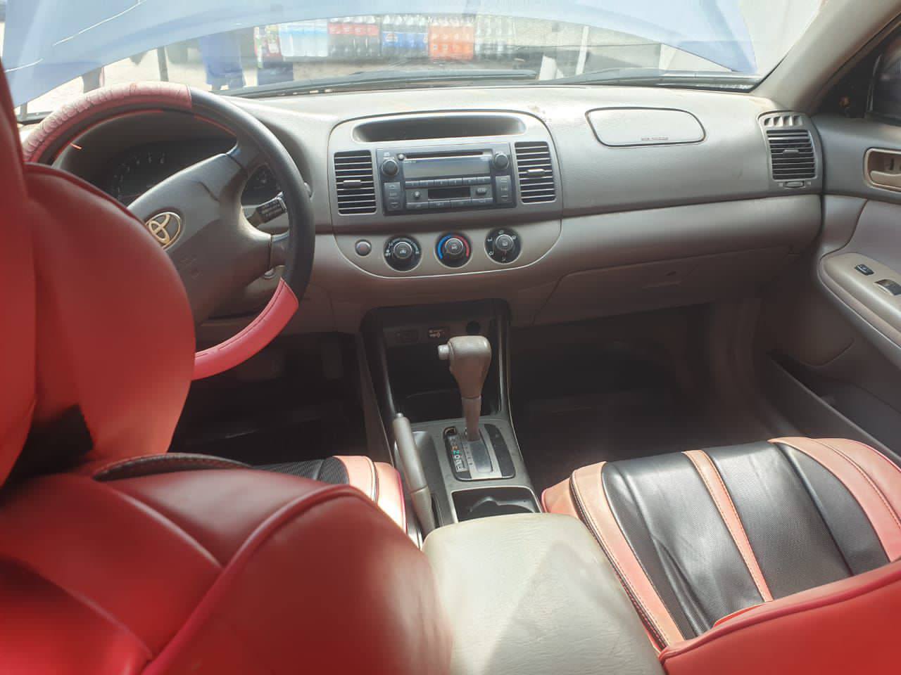 A picture of Toyota camry 2004