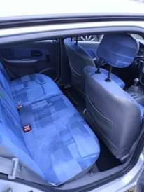 A picture of 2000 2000 Clio