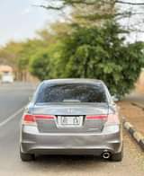 A picture of Honda Accord 2011