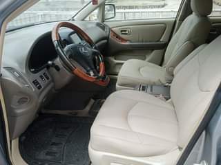 A picture of Extremely Clean 2002 Lexus Rx330 Registered Toks Standard 