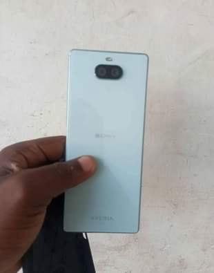 A picture of SONY EXPERIA 8