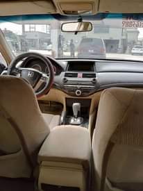 A picture of Honda Accord 2010 Toks standard