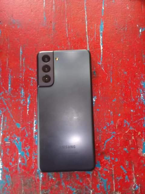 samsung s21