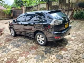 A picture of TOYOTA HARRIER TAKO LA NYANI