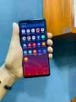 A picture of Samsung note 9