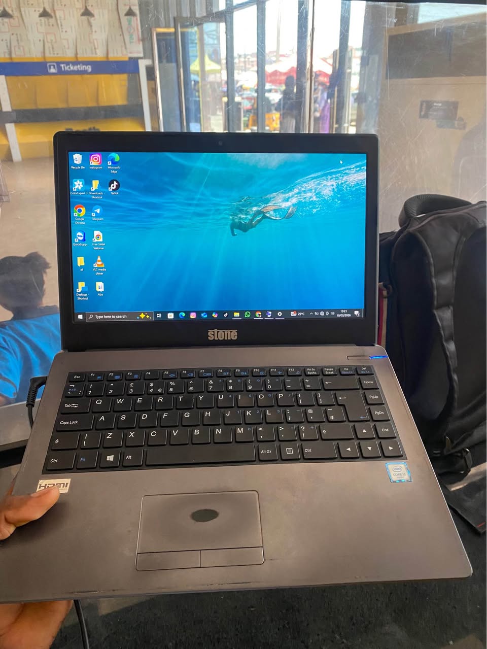 A picture of Used stone 15dxx 6th gen 8Gb ram 128Gb ssd core