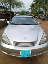 A picture of Lexus Es 300