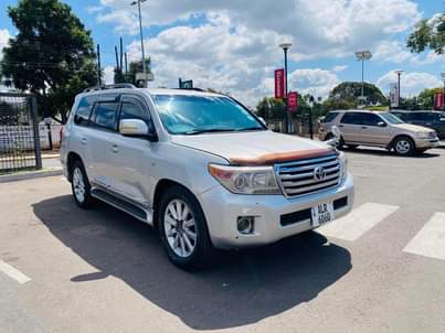 toyota land cruiser