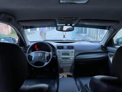 A picture of Toyota Camry 08