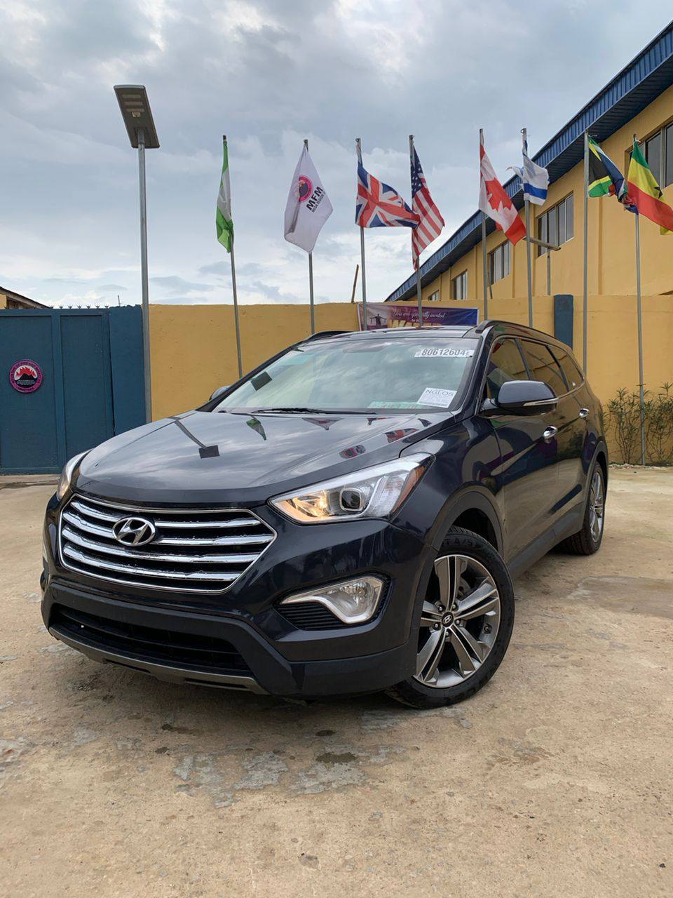 A picture of 2013 Hyundai santafe Limited