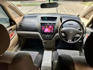 A picture of TOYOTA OPA NAMBA C PIGA 255 714 550 592