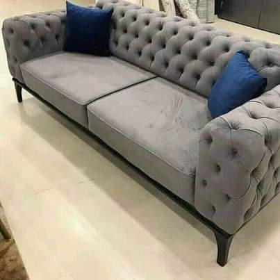 classifieds/furniture sofas