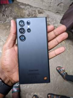 A picture of Samsung Galaxy s23 ll s22 zenye uwezo wa juuu