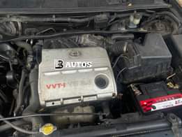 A picture of KB AUTOs Clean first body 2004 model Toyota Highlander 4WD