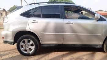 A picture of Neatly used Lexus RX330 Engine very sound Gear select perfectly
